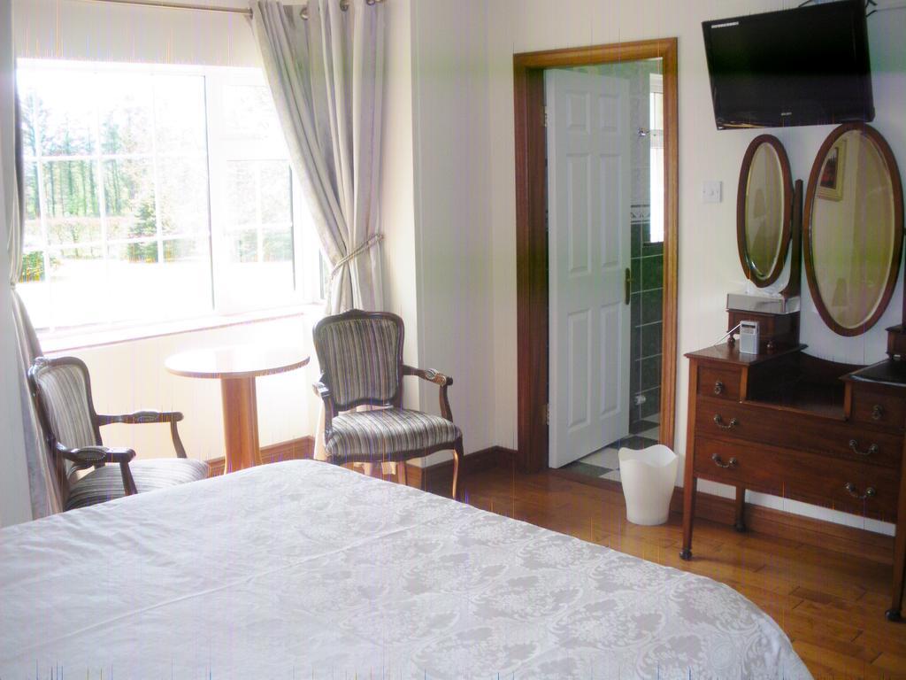 Bed and Breakfast Redwood Cill Airne Esterno foto